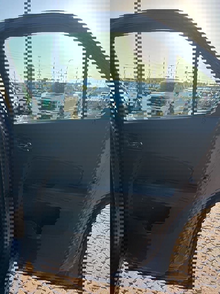 Used 2014 Chevrolet Equinox LS image 25