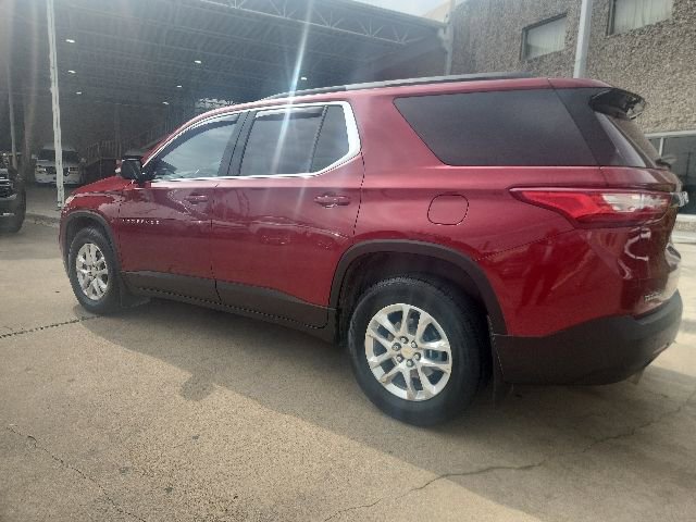 Used 2020 Chevrolet Traverse LT FWD image 3