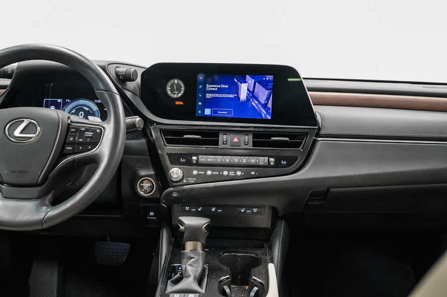 Used 2024 Lexus ES 300h w/ Premium Package FWD image 13