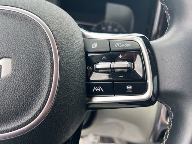 Certified 2023 Kia Sorento EX image 16