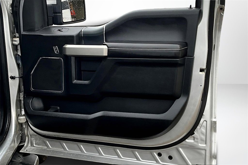 Used 2019 Ford F150 Lariat image 25