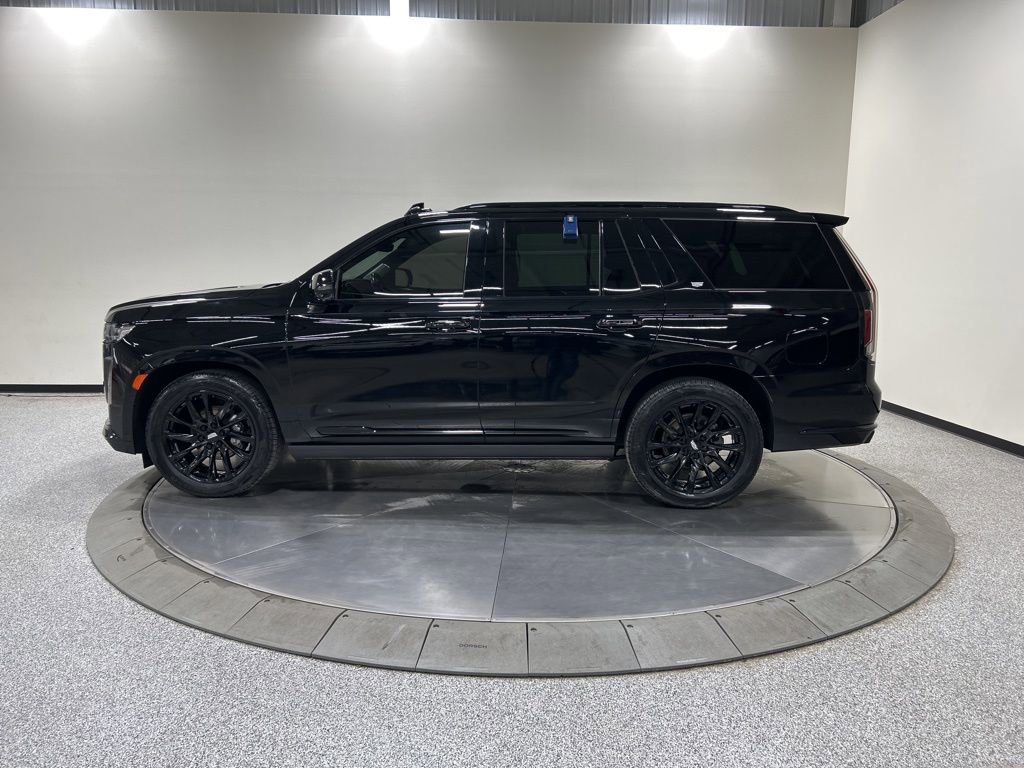 Used 2021 Cadillac Escalade Sport Platinum w/ LPO, ONYX Package image 10