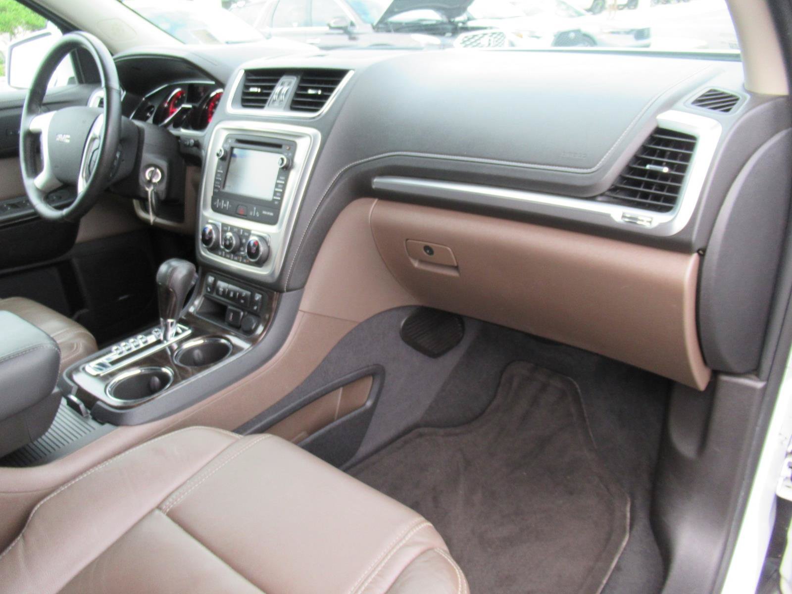 Used 2017 GMC Acadia Limited SLT FWD image 11