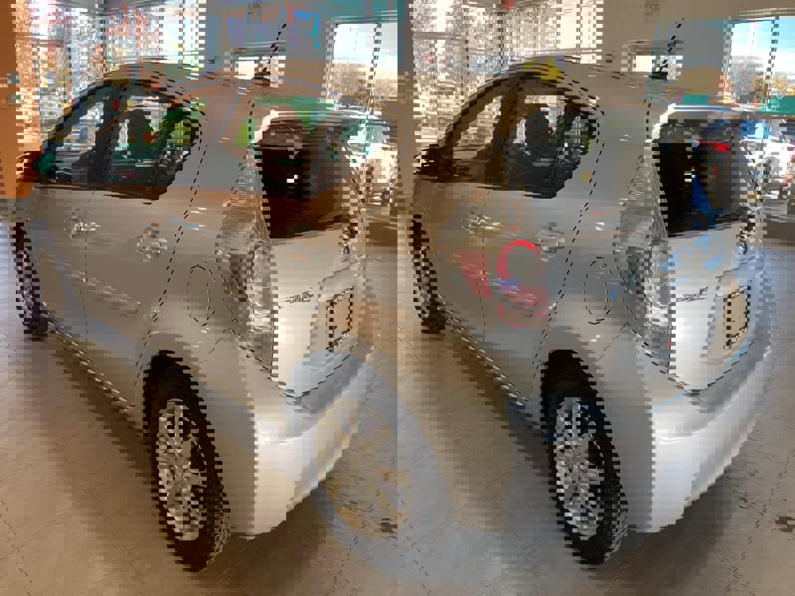 Used 2012 Toyota Prius C Three image 7