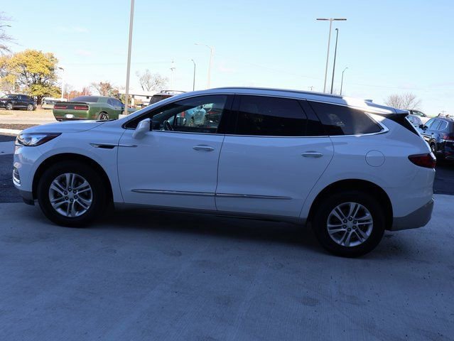Used 2021 Buick Enclave Essence image 4