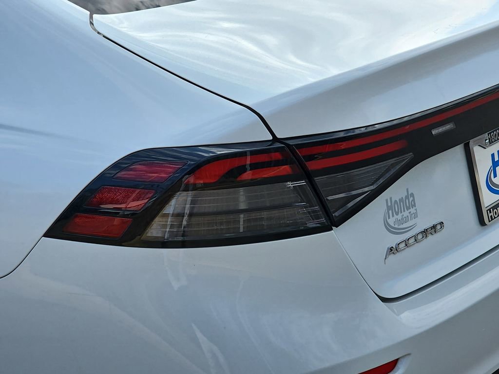 Used 2023 Honda Accord EX image 31