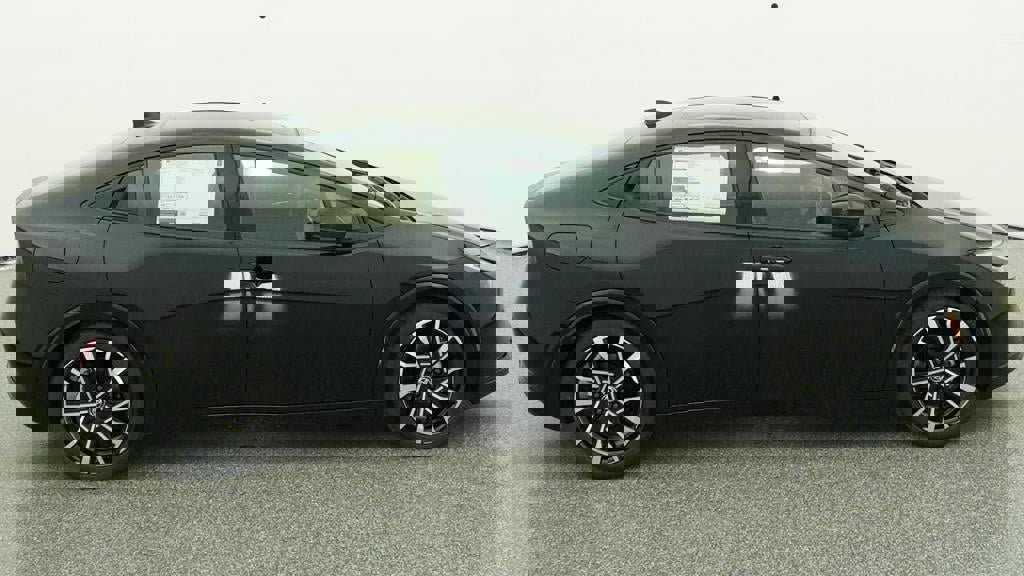 New 2026 Toyota Prius Plug-In Hybrid image 11