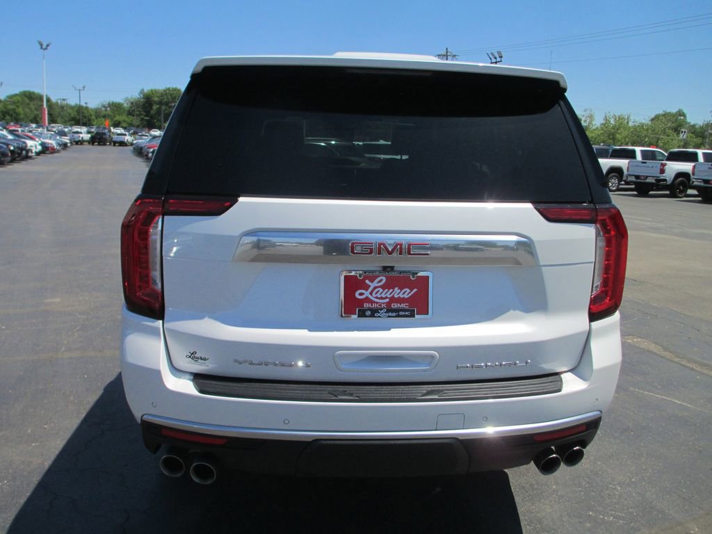 Used 2022 GMC Yukon Denali AWD/4WD image 7
