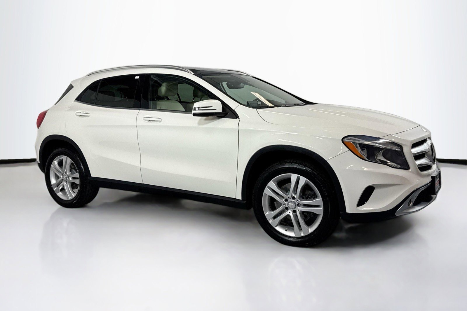 Used 2016 Mercedes-Benz GLA 250 GLA 250 image 3