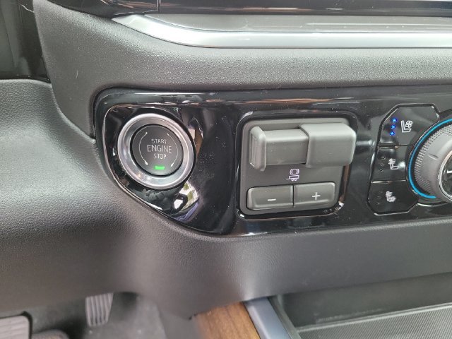New 2026 Chevrolet Silverado 1500 High Country w/ Midnight Edition RWD image 32