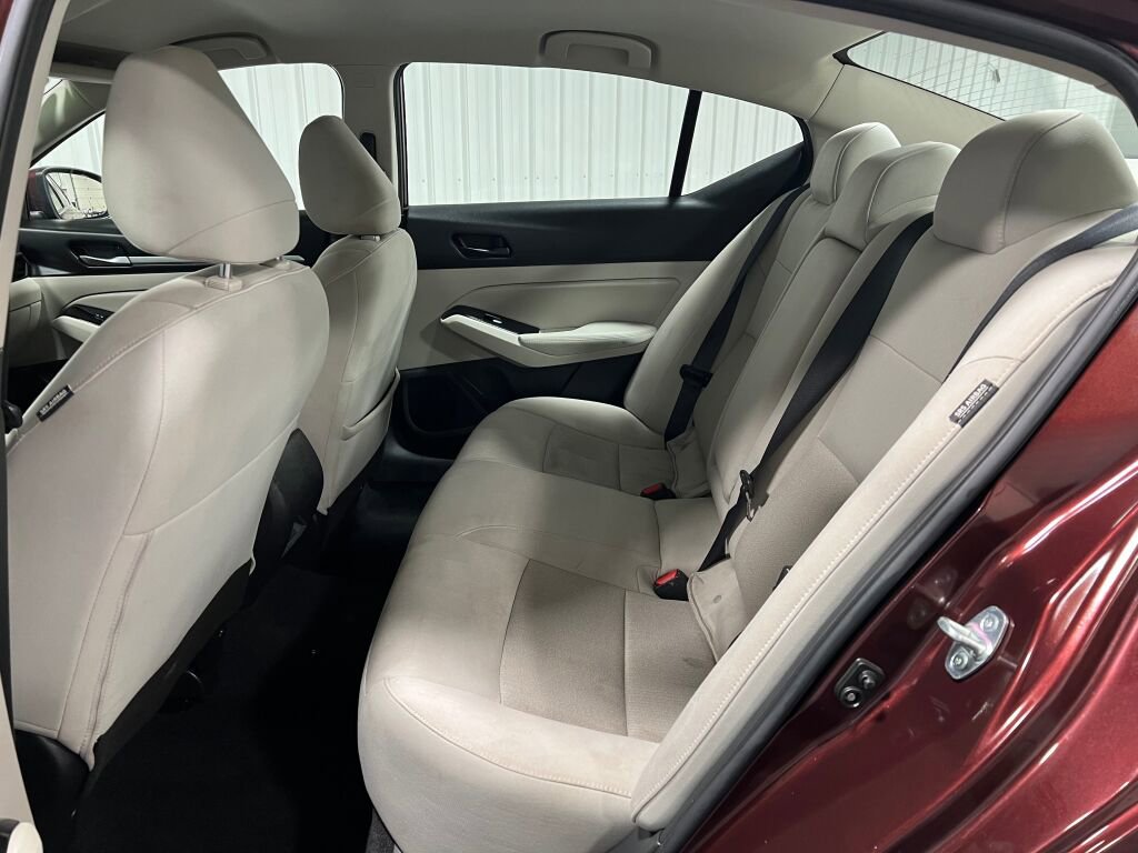 Used 2023 Nissan Altima 2.5 SV image 6