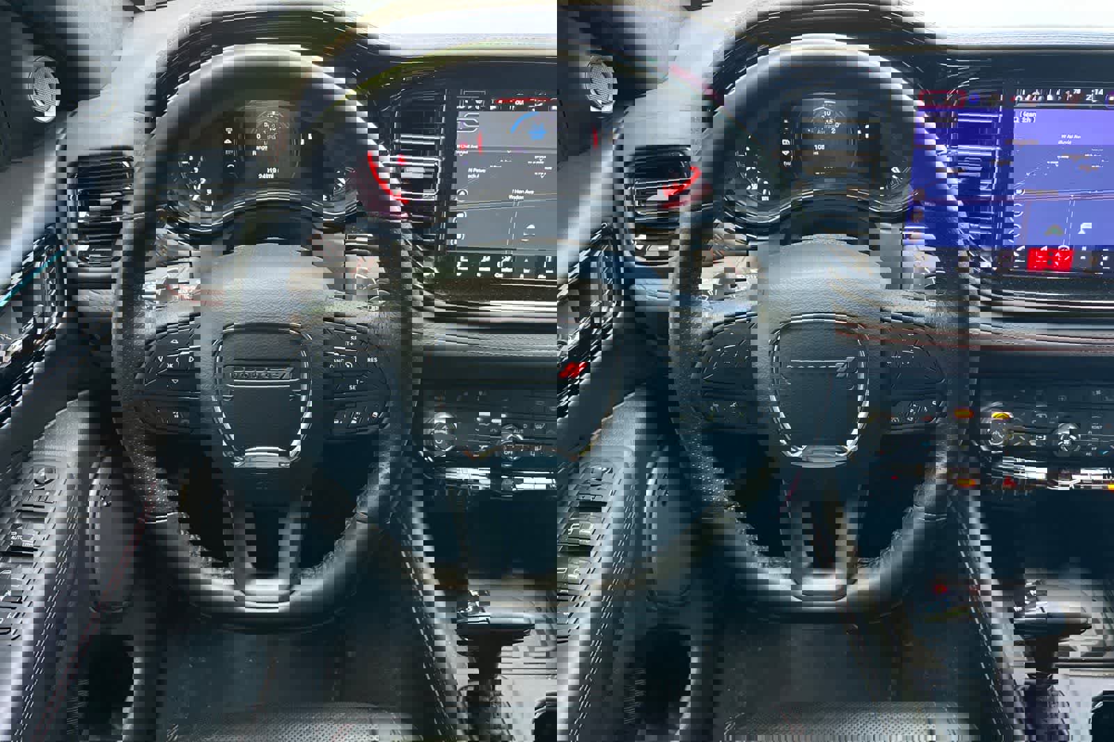 Used 2022 Dodge Durango R/T image 16