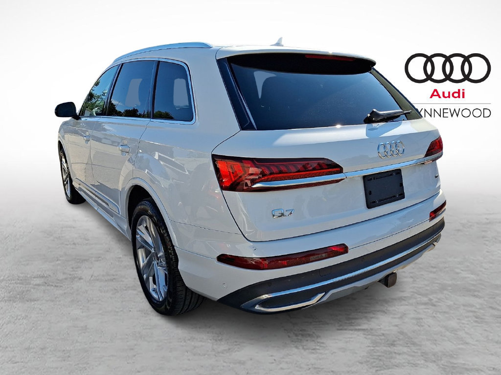 Certified 2023 Audi Q7 2.0T Premium w/ Convenience Package AWD/4WD image 4