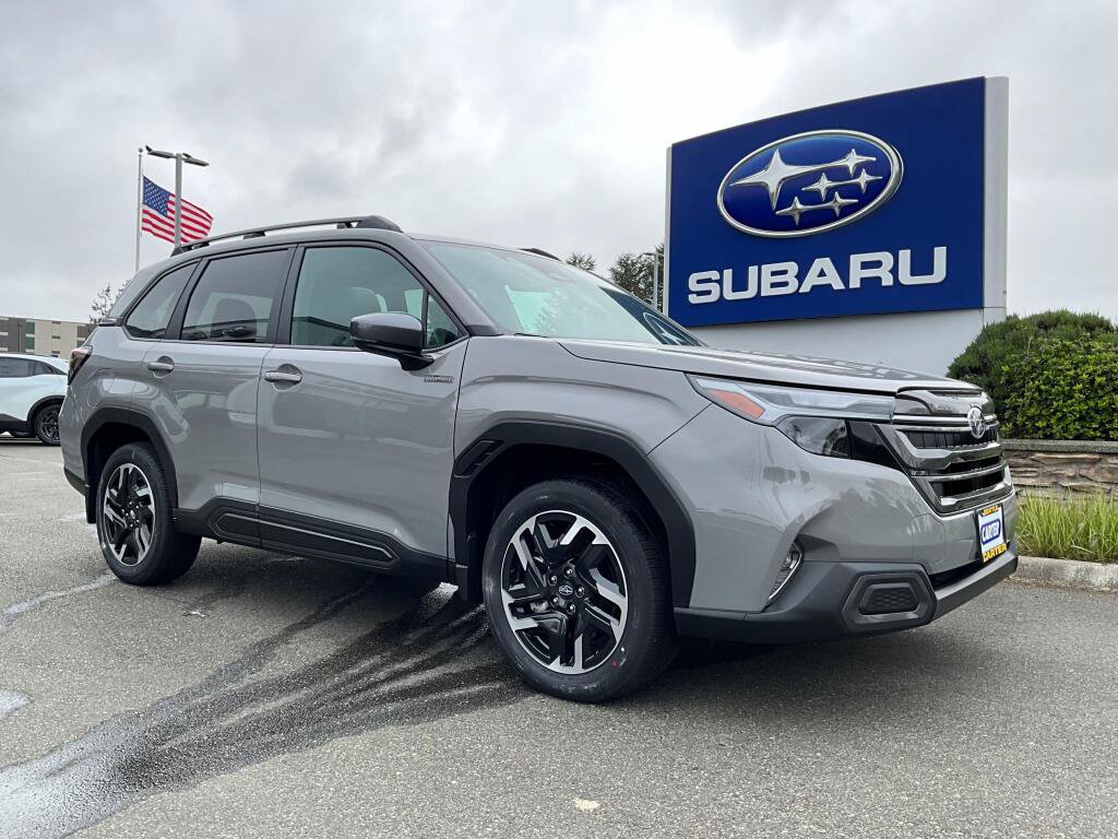 New 2026 Subaru Forester Touring AWD/4WD image 2