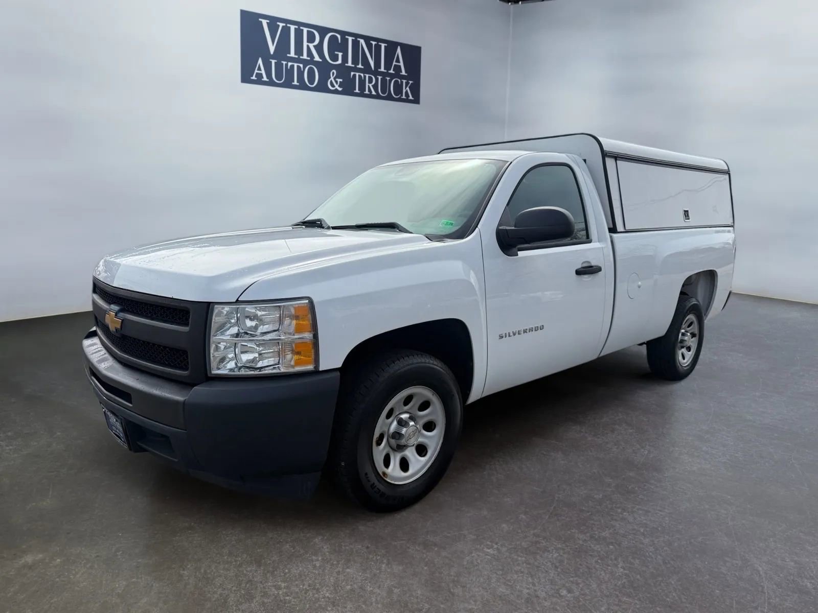 Used 2013 Chevrolet Silverado 1500 W/T image 1