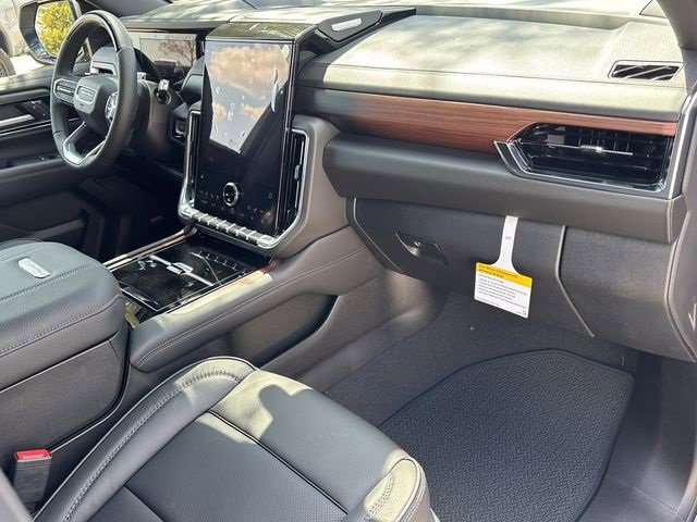 New 2026 GMC Yukon XL Denali w/ Denali Reserve Package image 29