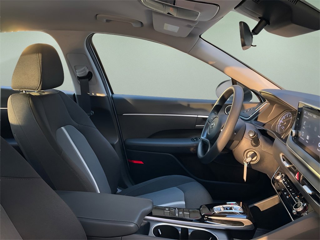 Used 2022 Hyundai Sonata SE image 15