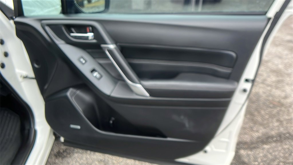 Used 2018 Subaru Forester 2.5i Touring w/ Popular Package #2 image 16