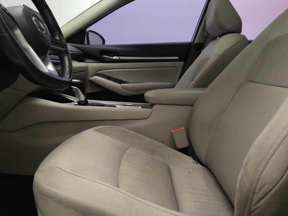 Used 2022 Nissan Altima 2.5 SV w/ SV Premium Package FWD image 17