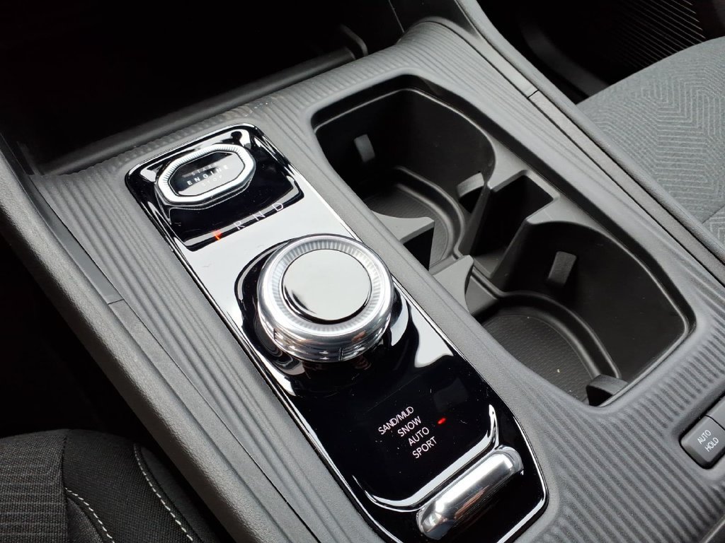 New 2026 Jeep Cherokee Laredo AWD/4WD image 17
