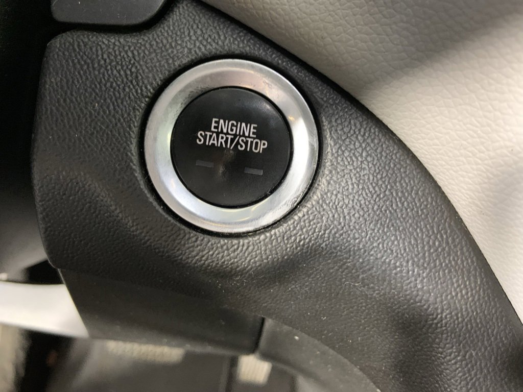 Used 2020 Chevrolet Equinox LS w/ LS Convenience Package image 28