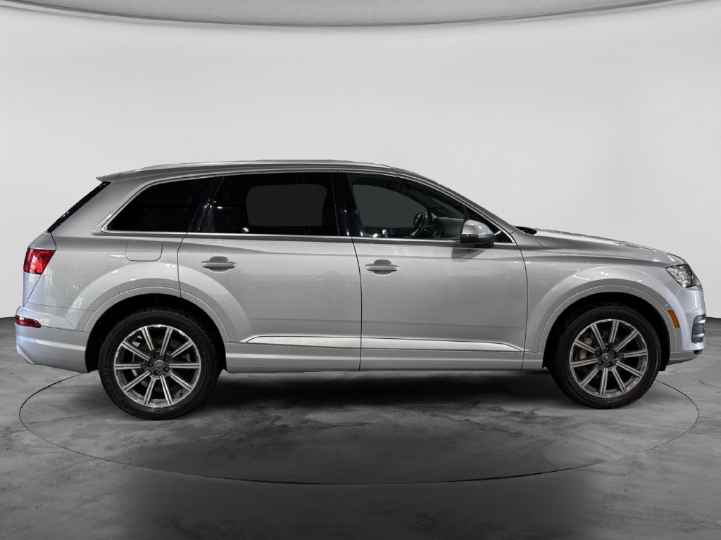 Used 2017 Audi Q7 3.0T Premium Plus AWD/4WD image 11