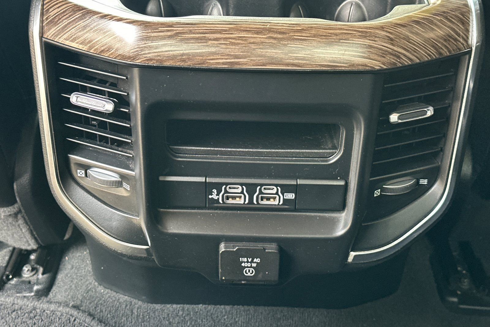 Used 2019 RAM 1500 Laramie RWD image 15