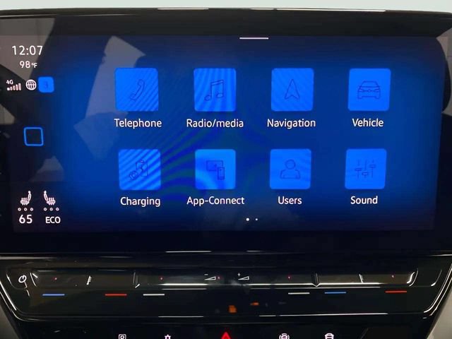 Used 2023 Volkswagen ID.4 Pro S Plus RWD image 42