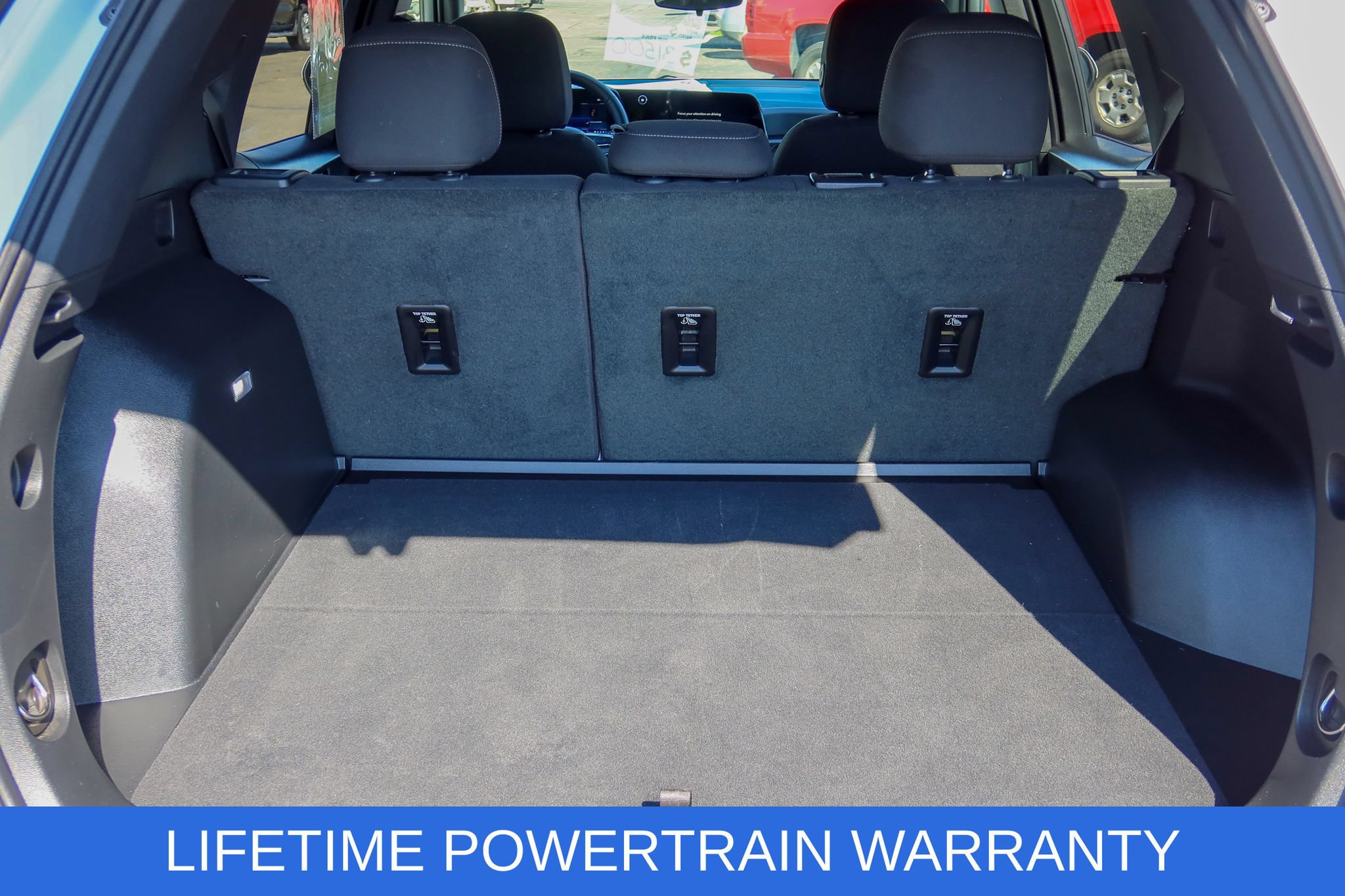 Used 2026 Chevrolet Equinox LT AWD/4WD image 9