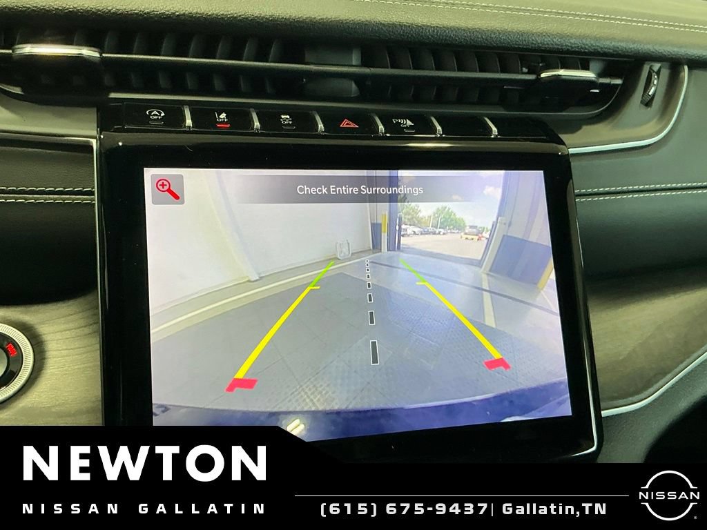 Used 2024 Jeep Grand Cherokee L Limited AWD/4WD image 23