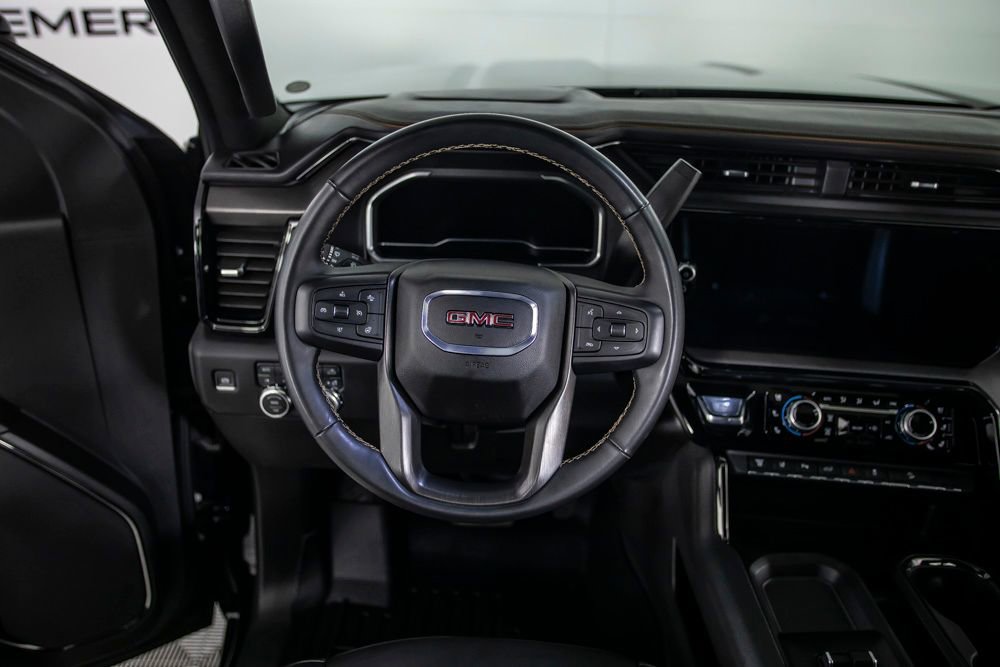 Used 2024 GMC Sierra 2500 AT4 w/ AT4 Premium Plus Package AWD/4WD image 29