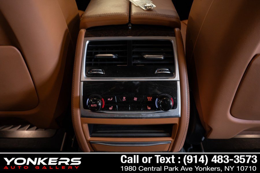 Used 2019 BMW 750i xDrive w/ Executive Package AWD/4WD image 53