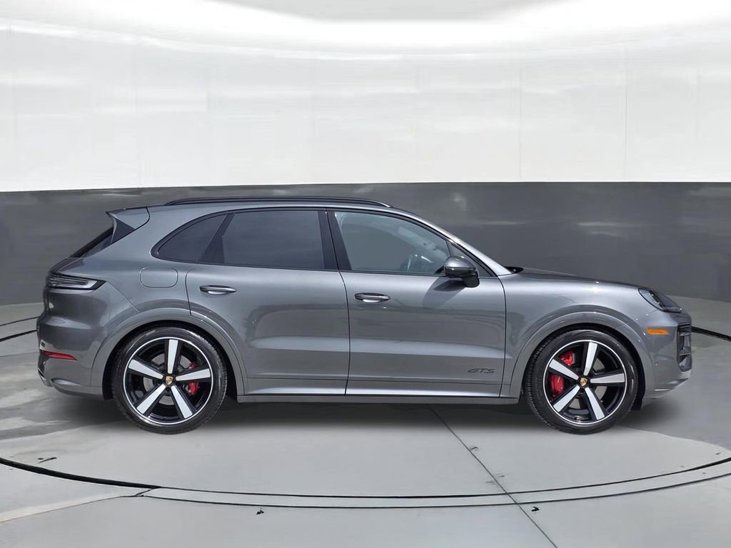 Certified 2025 Porsche Cayenne GTS image 10