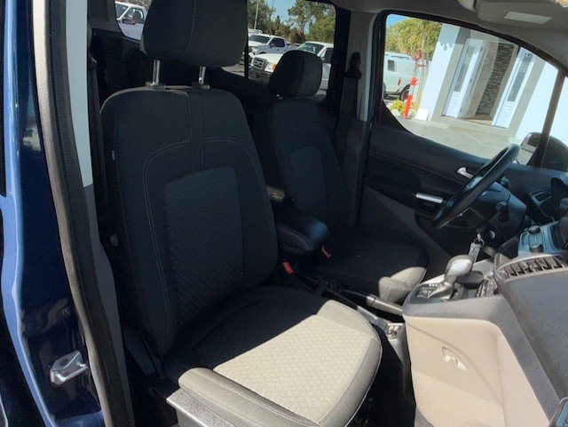Used 2020 Ford Transit Connect XLT image 25