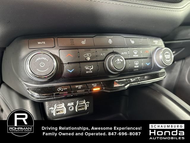 Used 2023 Dodge Durango SXT image 9