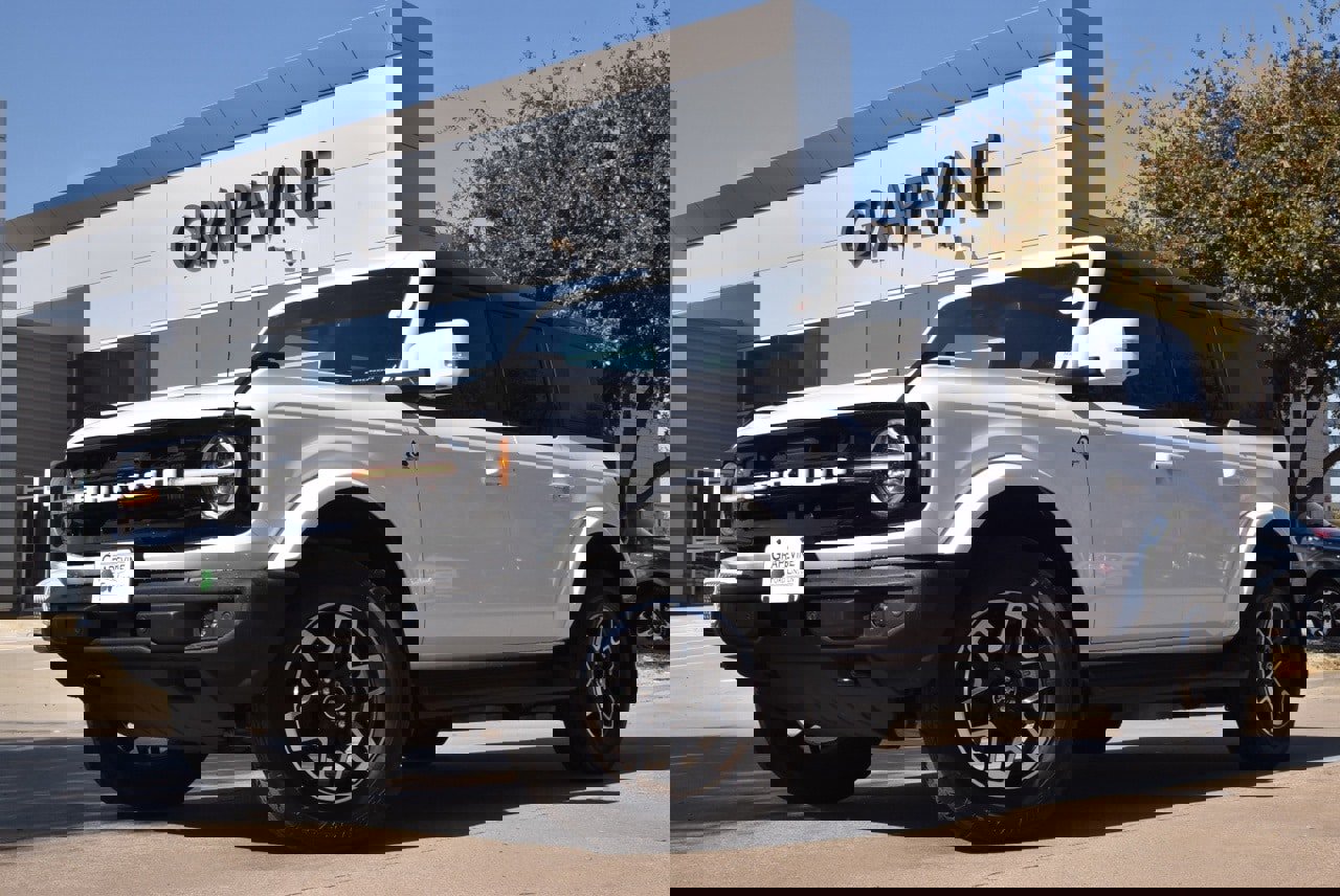 Certified 2025 Ford Bronco Outer Banks