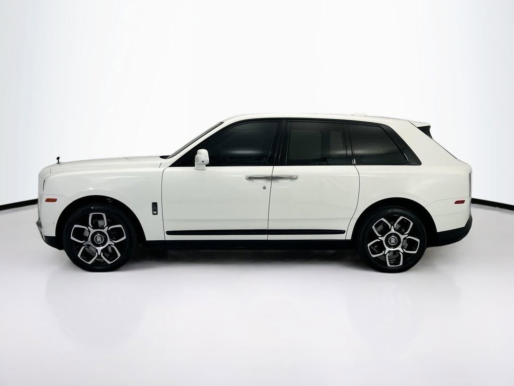 Used 2021 Rolls-Royce Cullinan Black Badge AWD/4WD image 8