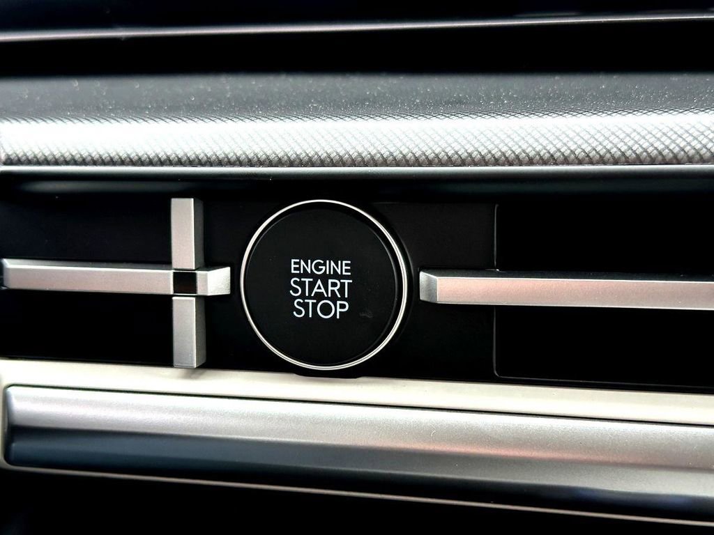 New 2026 Hyundai Santa Fe SE FWD image 14