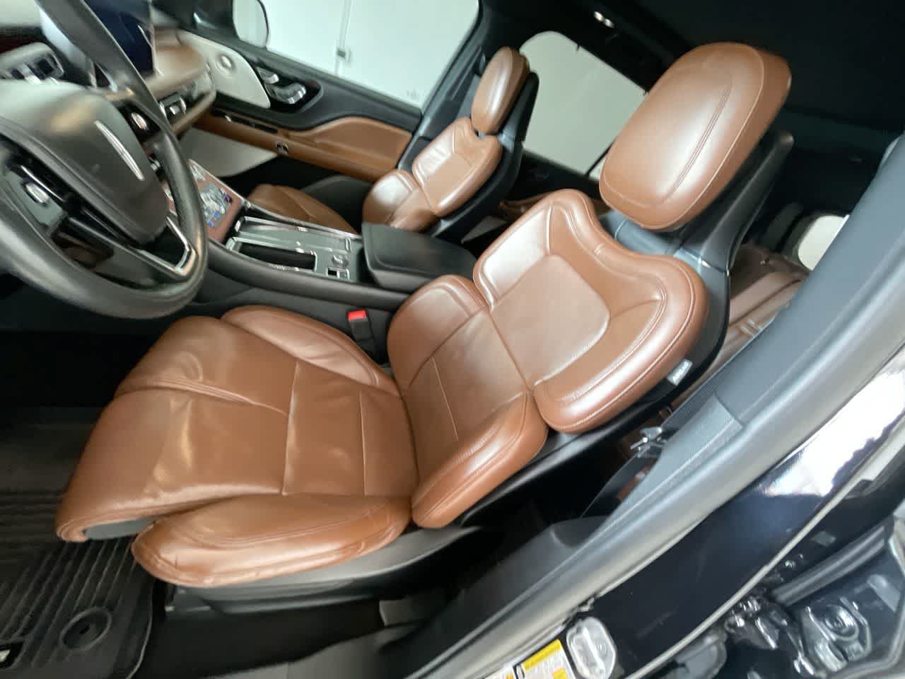 Used 2021 Lincoln Aviator Reserve w/ Equipment Group 202A AWD/4WD image 11