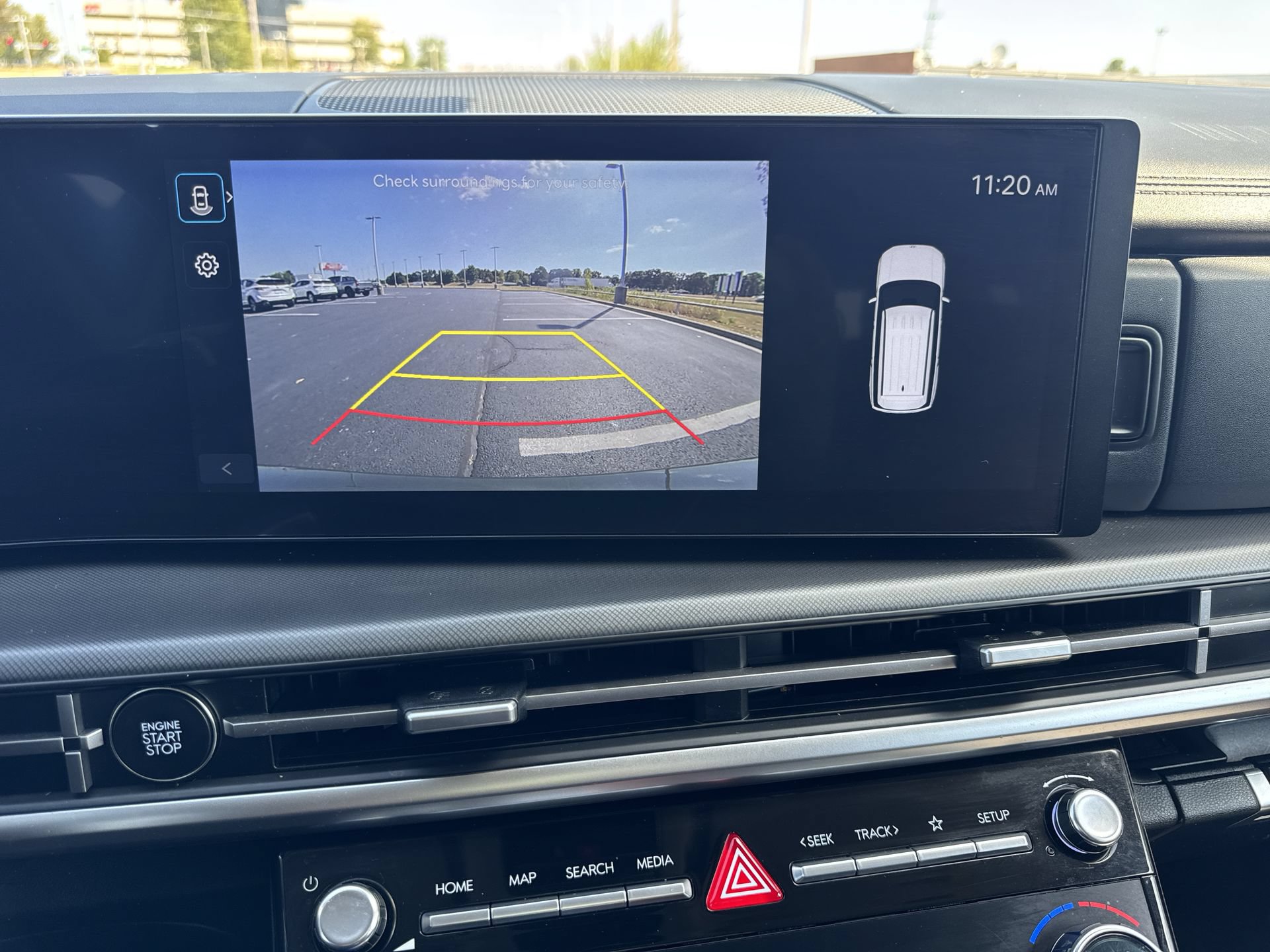 Used 2025 Hyundai Santa Fe SEL FWD image 17