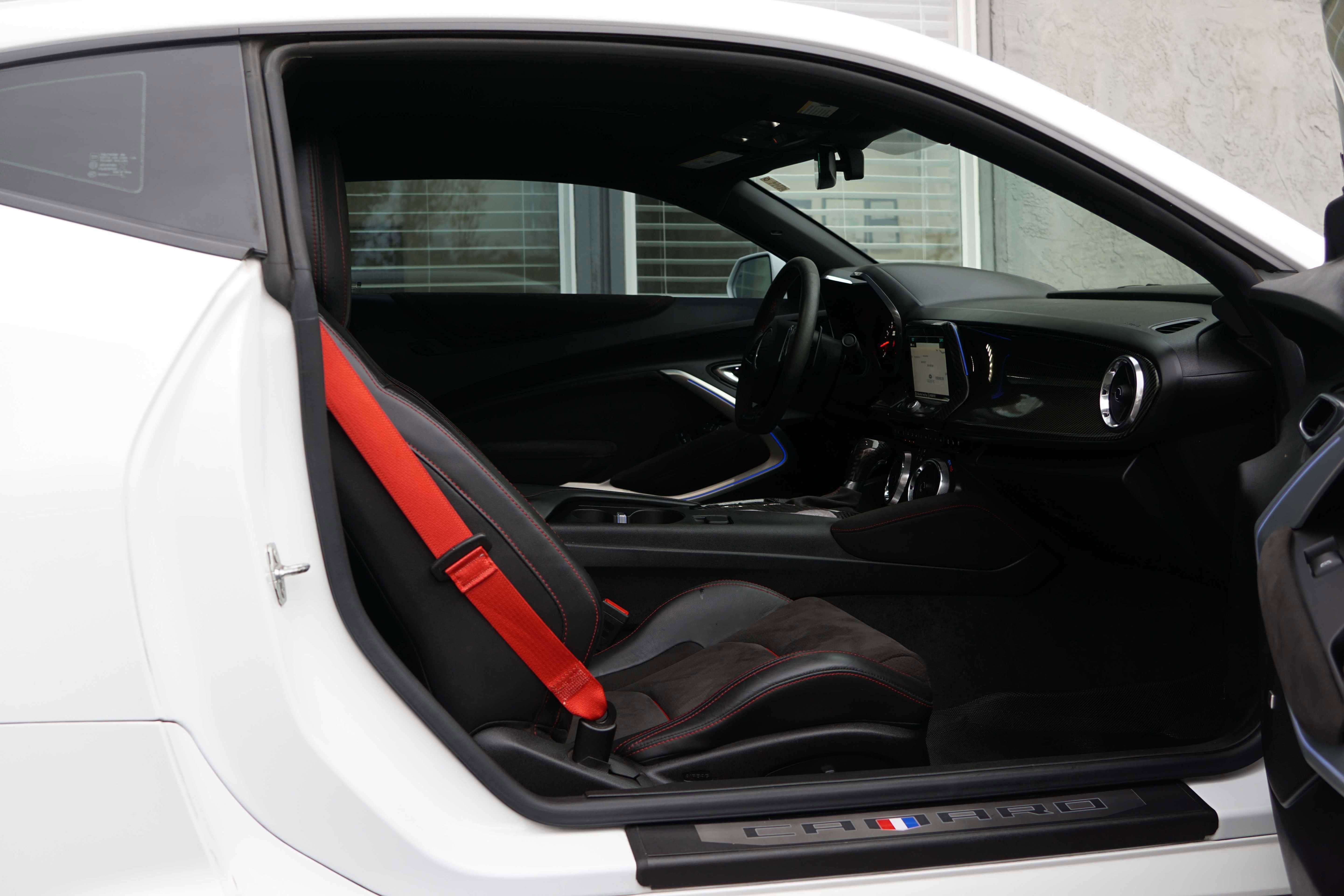 Used 2018 Chevrolet Camaro ZL1 image 34