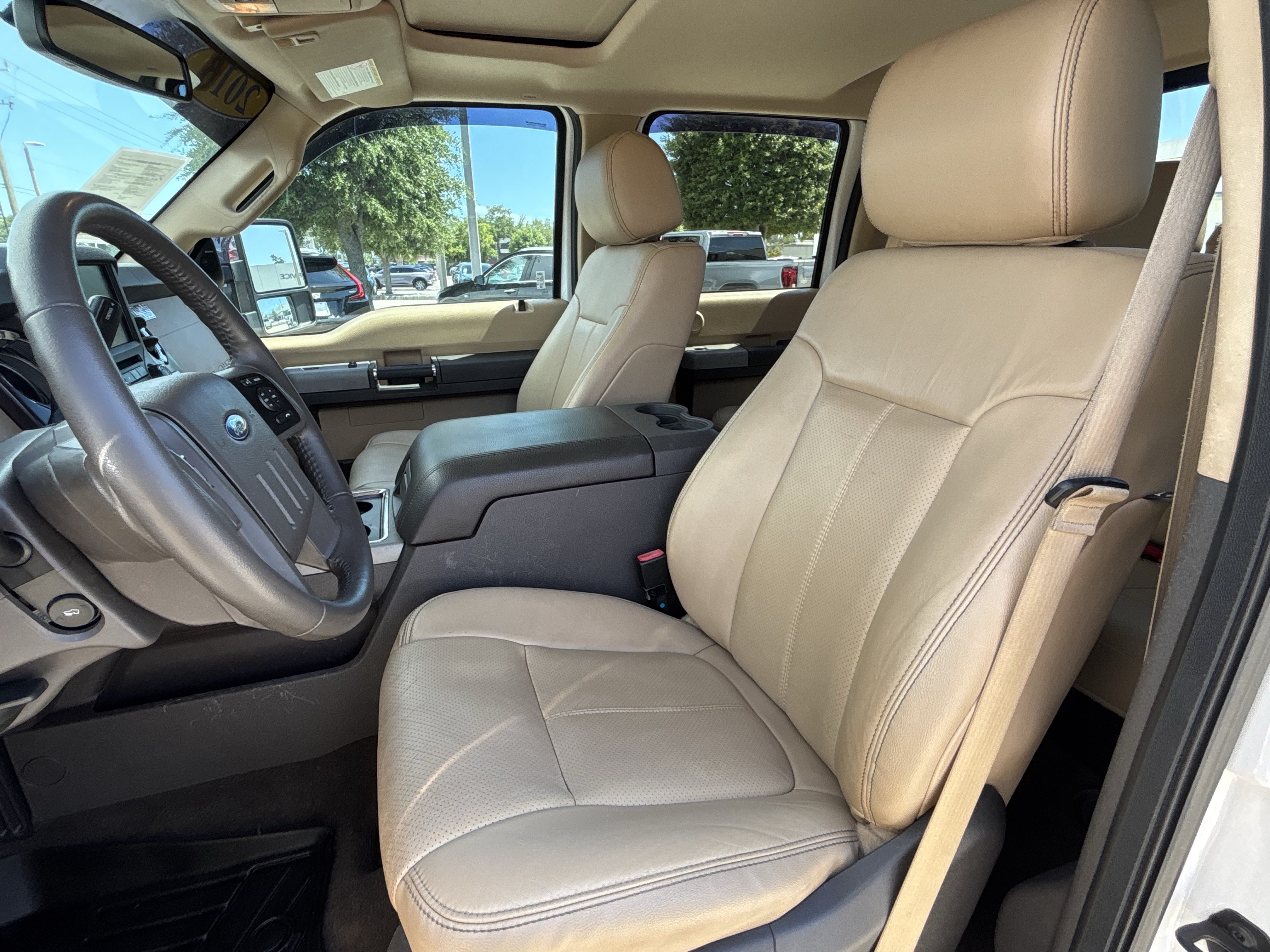 Used 2016 Ford F250 Lariat w/ Lariat Ultimate Package AWD/4WD image 21
