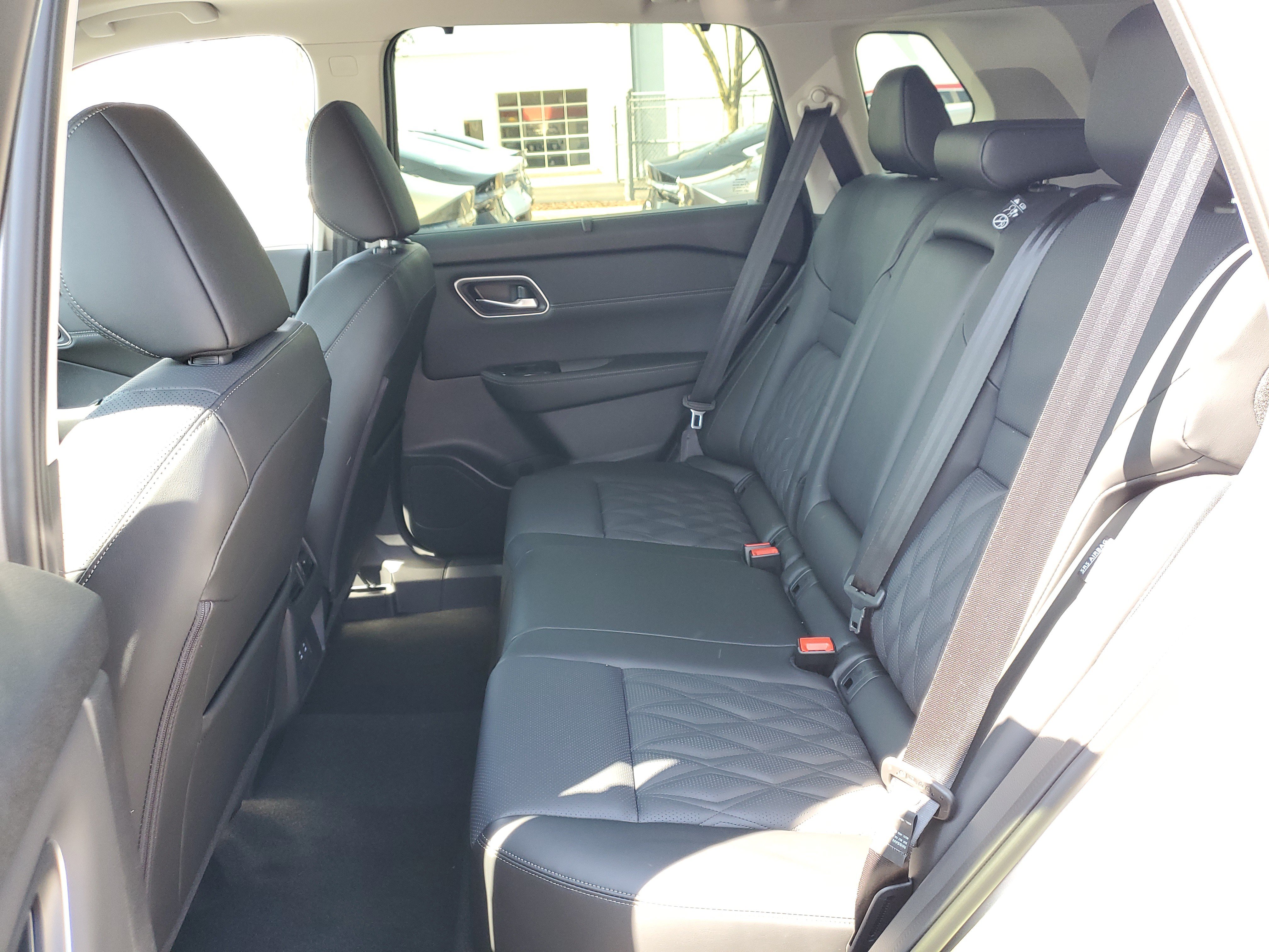 New 2026 Nissan Rogue Platinum AWD/4WD image 31