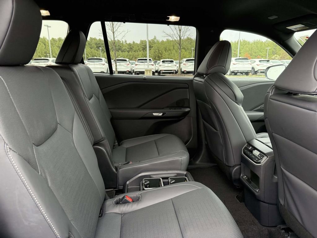 Used 2026 Lexus TX 500h AWD w/ Technology Package image 17