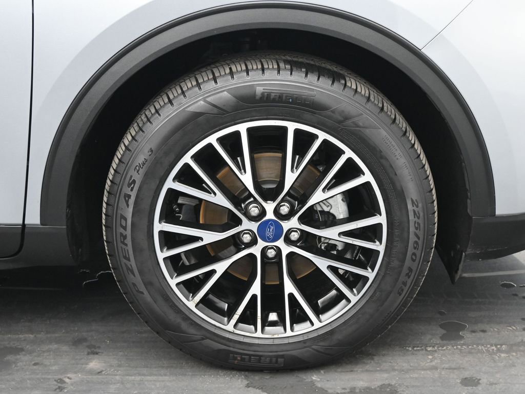 Certified 2022 Ford Escape SEL image 25