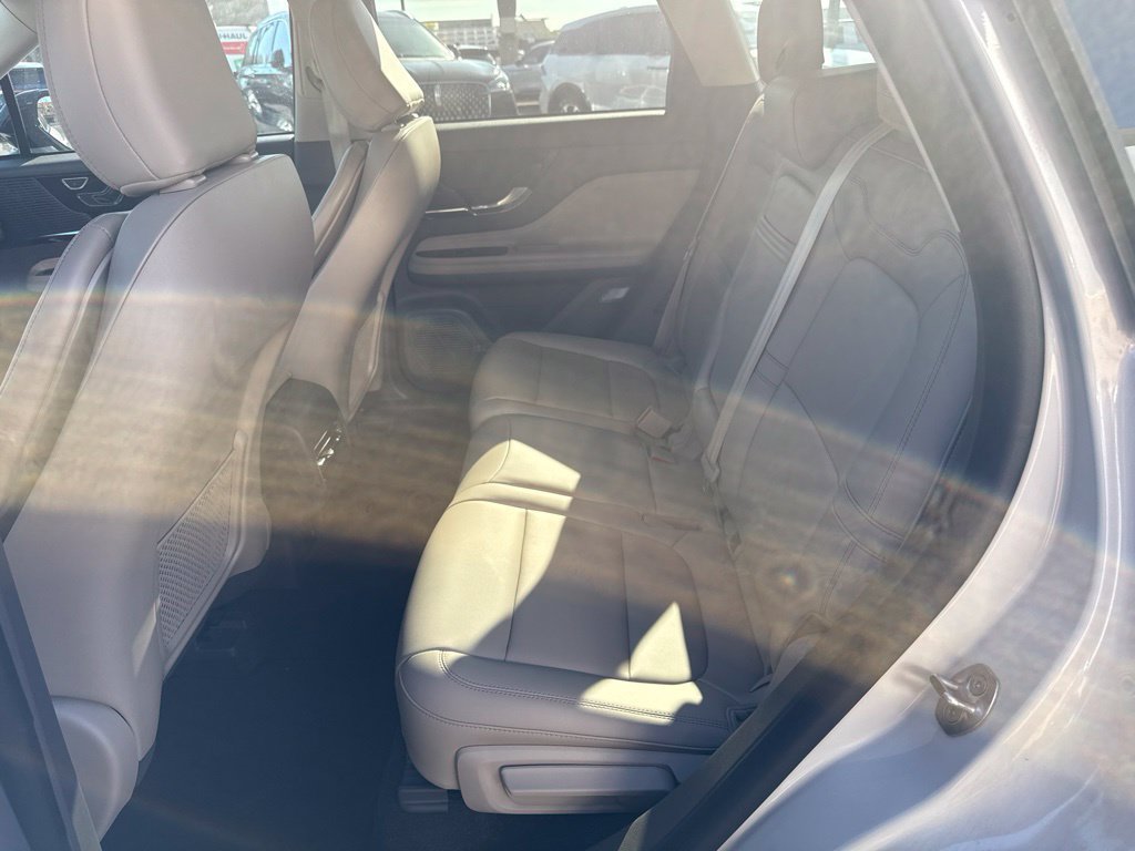 Certified 2022 Lincoln Corsair FWD image 3
