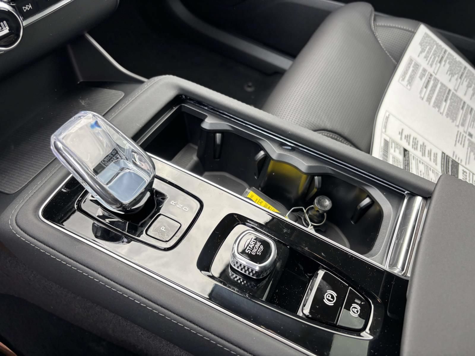 New 2026 Volvo XC90 B6 Ultra w/ Protection Package Premier AWD/4WD image 23