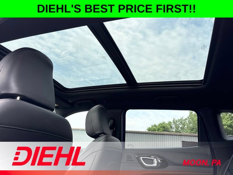 New 2026 Jeep Compass Limited w/ Sun, Sound & Navigation Group AWD/4WD image 19