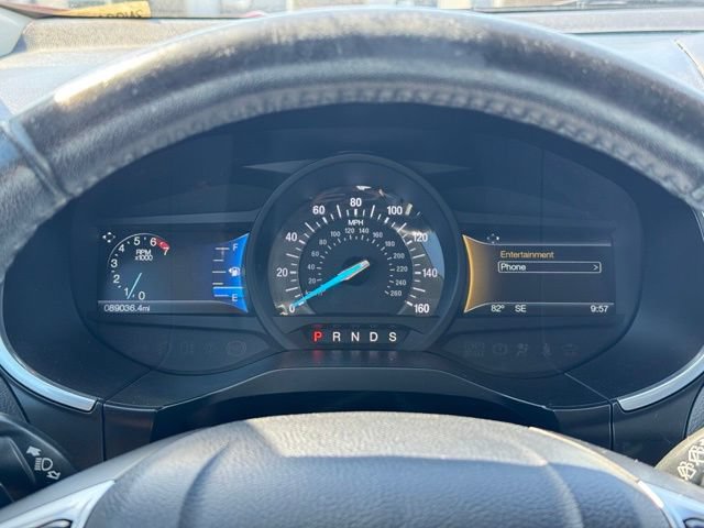 Used 2016 Ford Edge Titanium FWD image 13