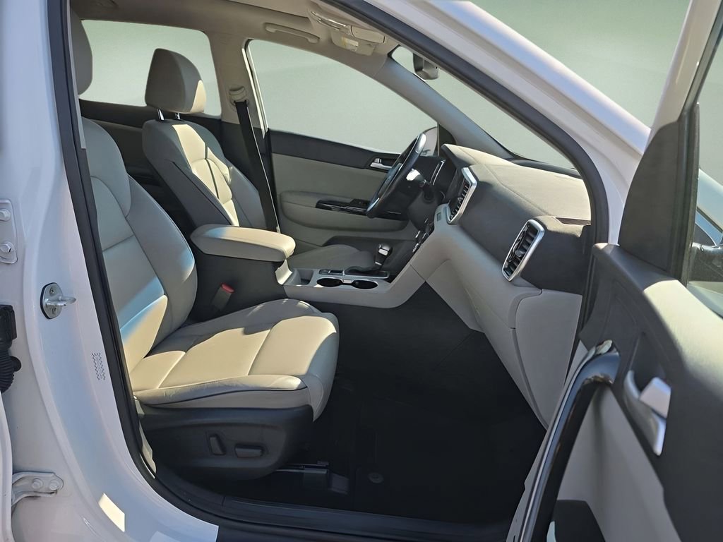 Used 2020 Kia Sportage EX w/ EX Technology Package AWD/4WD image 7